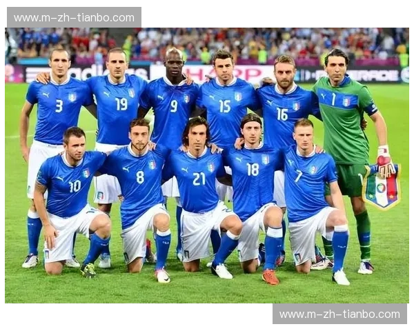 橙色风暴与蓝衣军团的史诗对决：2000欧洲杯荷兰vs意大利，永不磨灭的记忆